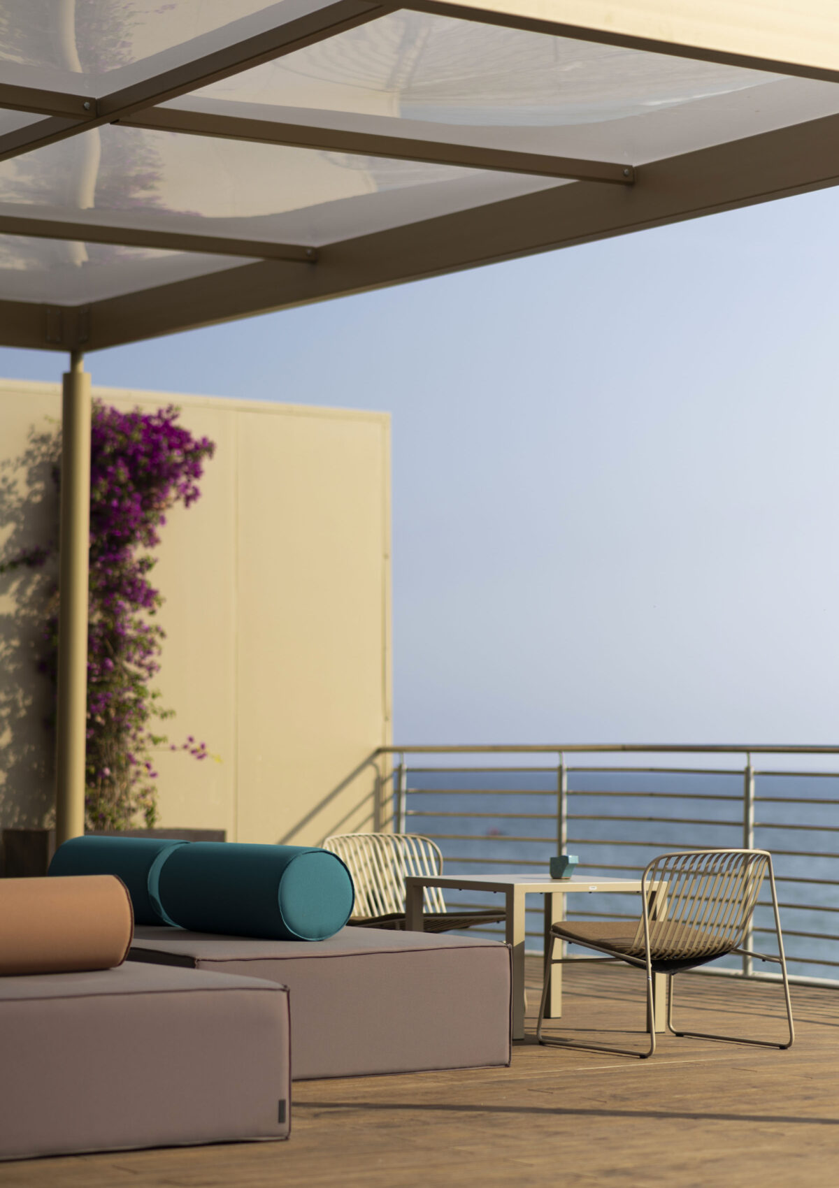 Mentha Salerno. Reef, divani modulari design - Dynamic Island