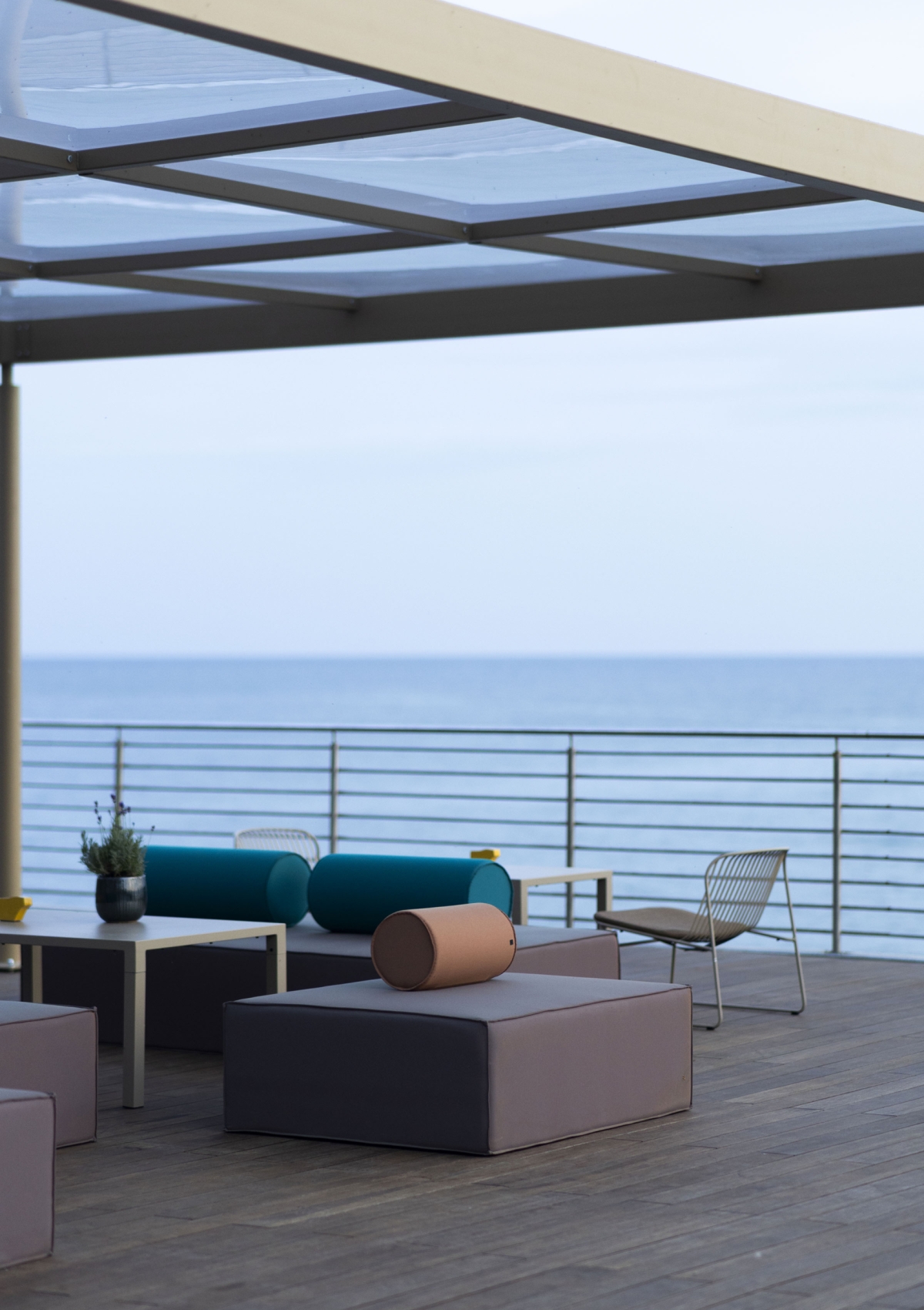 Mentha Salerno. Reef, divani modulari design - Dynamic Island